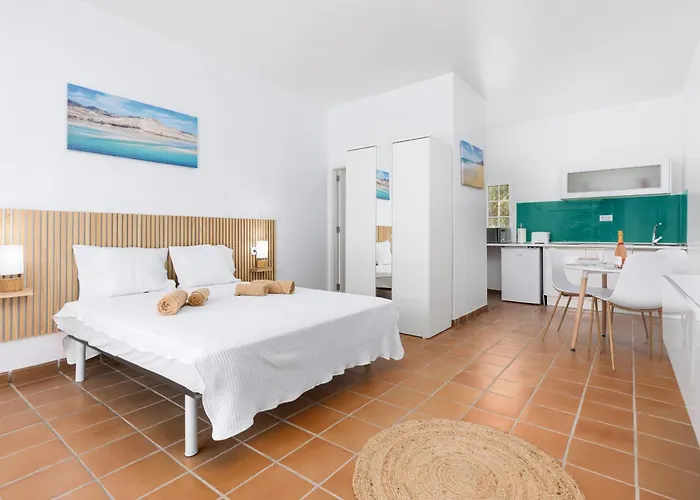 Apartment Flor De Hibisco Deluxe